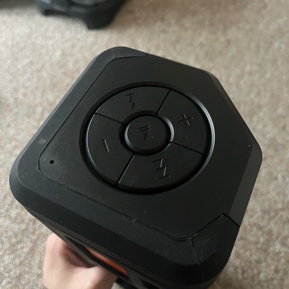 Sharper Image Portable Speaker - Picture 3 of 5